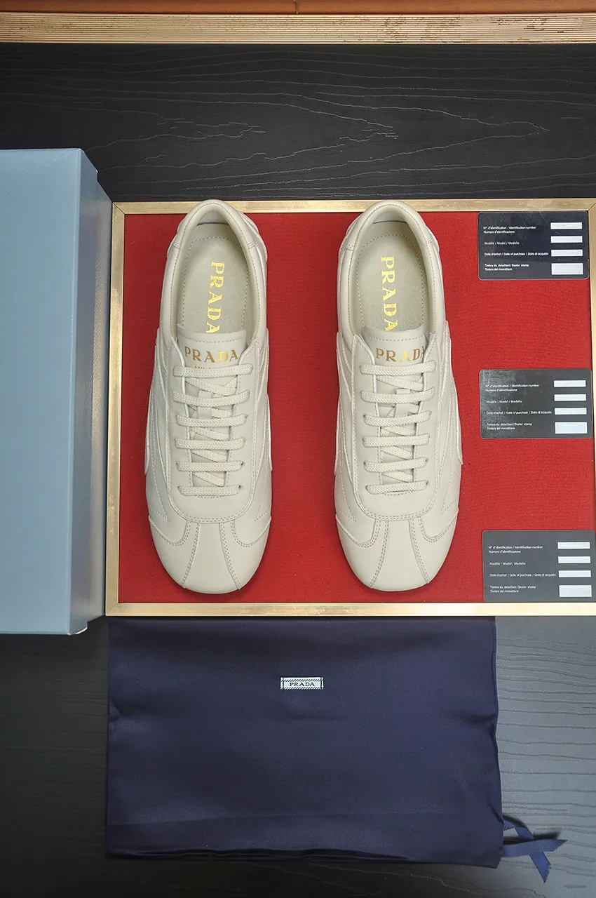 Men's shoes 💰560💶【PRADA】Prada casual shoes for couples, originally developed 1:1, made of high-mercerized cowhide with imported cowhide, silk sheepskin lining, rubber outsole, comfortable and soft on the feet, size for women: 35 to 40. Male 38 to 48💰🔥🔥🔥🔥🔥